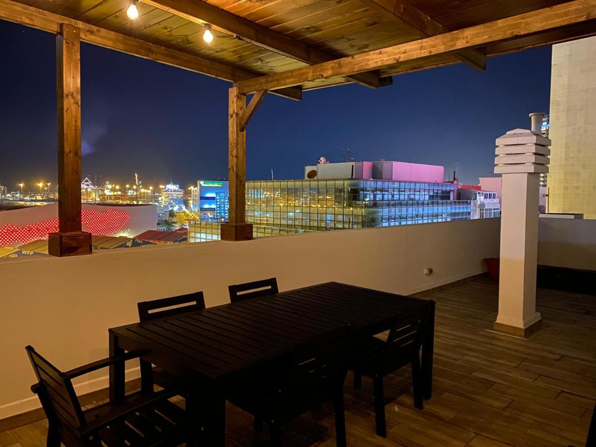 Holiday Home & Rooftop Lounge Las Palmas de Gran Canaria Exteriör bild